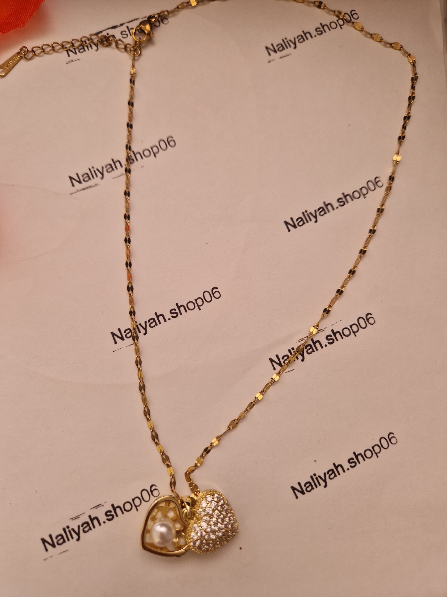 Collier chic à coeur ouvert