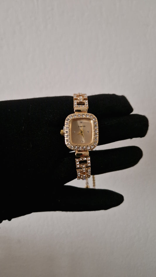 Montre femme carrer